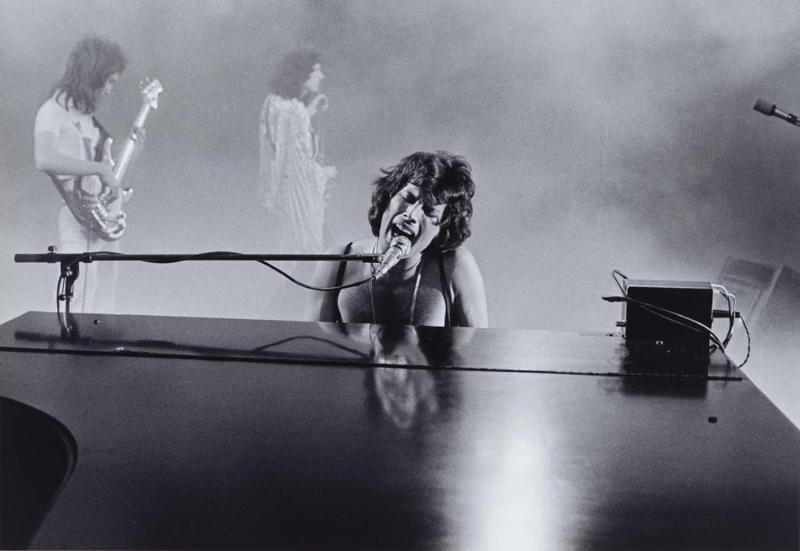 Freddie Mercury, Queen, News of the World Tour