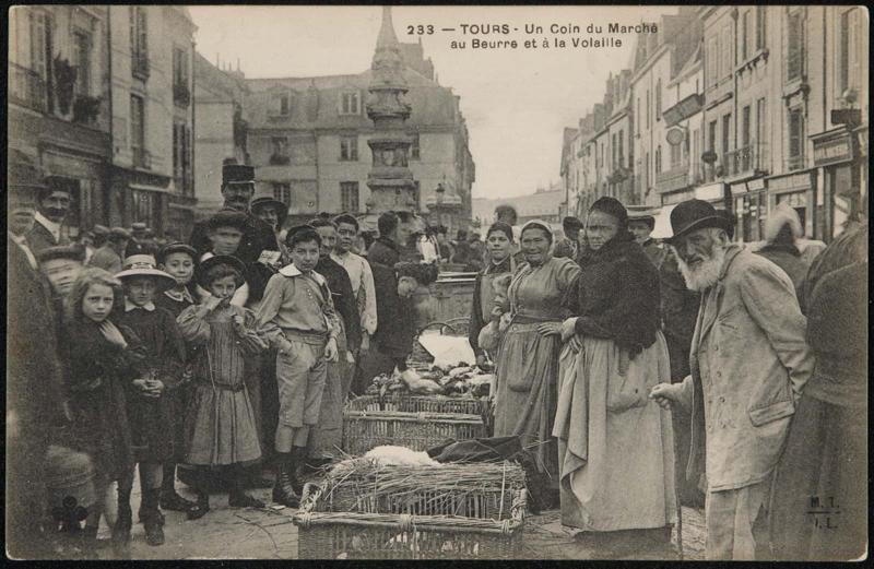 Tours - Un Coin du Marché au Beurre et à la Volaille