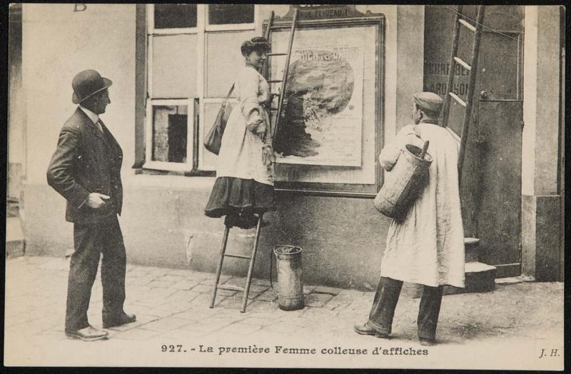 La première Femme colleuse d'affiches