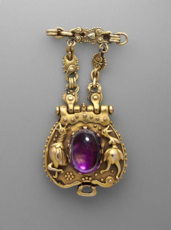 Brooch