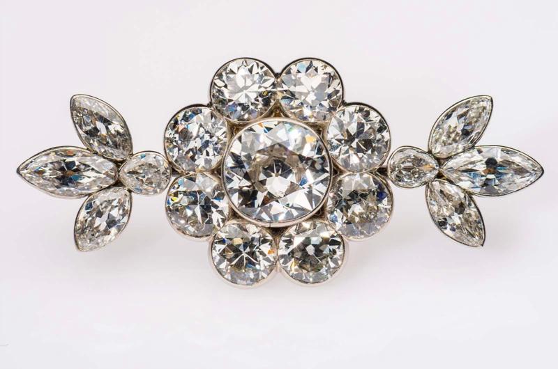 Platinum and diamond flower brooch