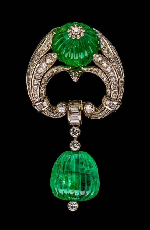 Art Deco platinum, carved emerald and diamond brooch