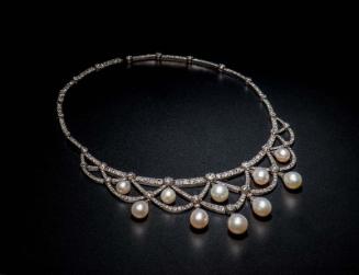 Natural pearl and diamond necklace