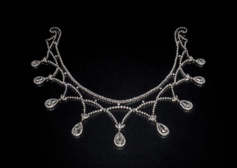 Platinum and diamond necklace/tiara