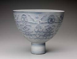 Bowl on high foot (pale blue)