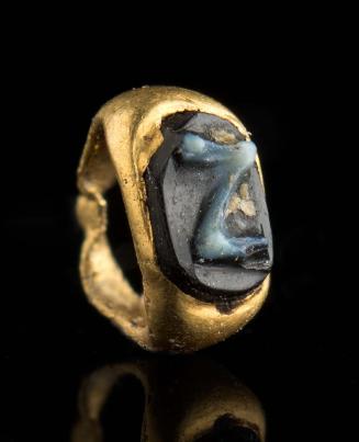 Ring with cameo of the letter Z
