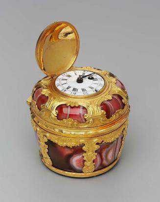 Snuff box in the form of a basket mounted with a timepiece