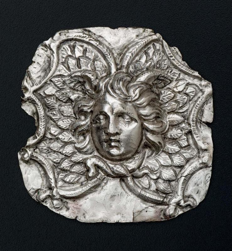 Attachment (head of Medusa)