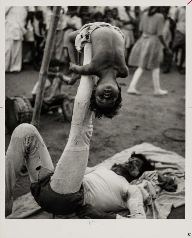 Street Acrobats, Madras