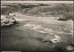Postcard sent by Ellsworth Kelly to Ralph Coburn. Belle-Ile-en-Mer.