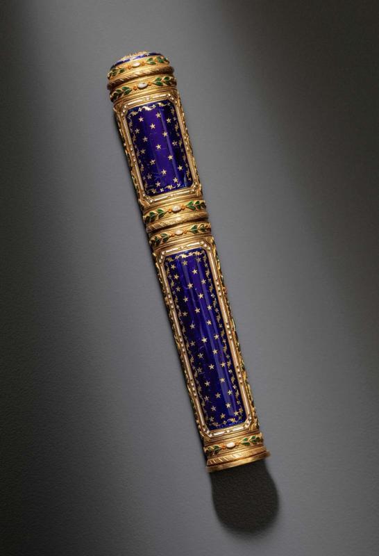 Etui