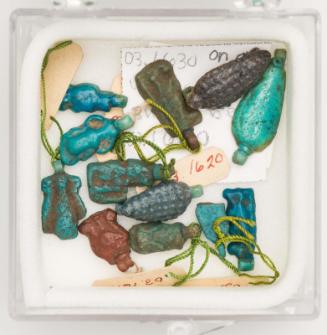 Beads from a broadcollar
