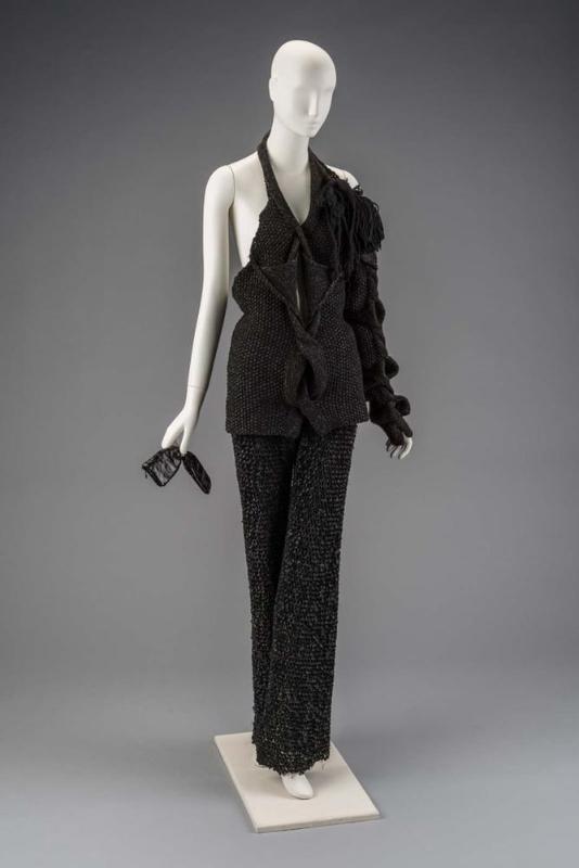 Group shot: 2009.4590.1-3