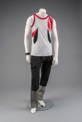 Group shot: 2009.4598.1-2, 2009.4598.4-5