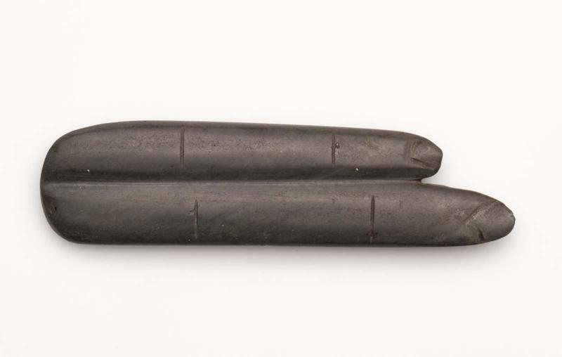 Two-finger amulet
