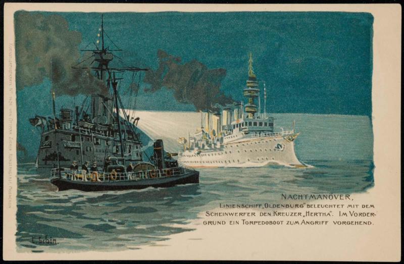 NACHTMANÖVER, LINIENSCHIFF "OLDENBURG" BELEUCHTET MIT DEM SCHEINERFER DEN KREUZER "HERTHA." IM VORDERGRUND EIN TORPEDOBOOT ZUM ANGRIFF VORGEHEND.