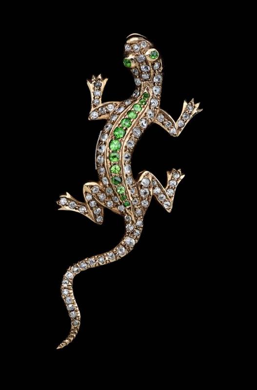 Salamander brooch