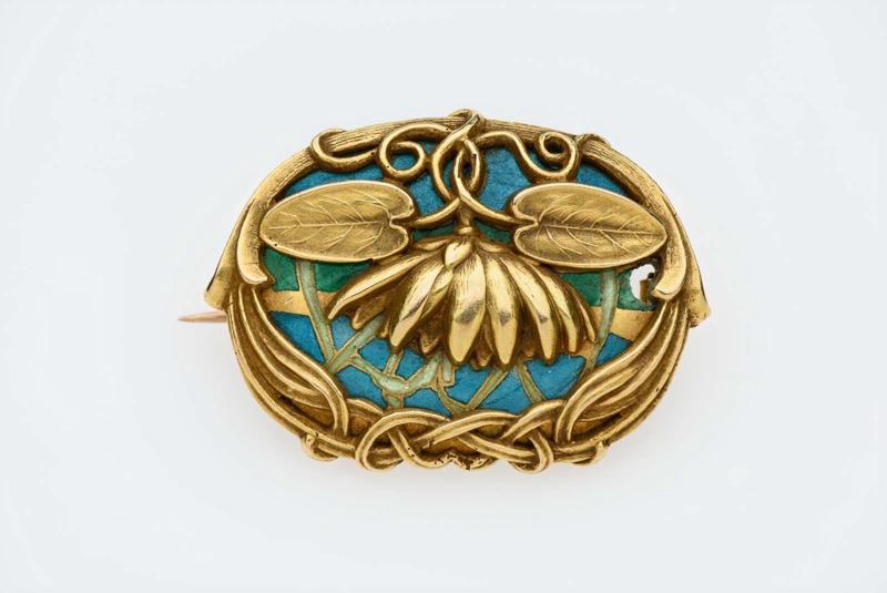 Lily pad watch enhancer