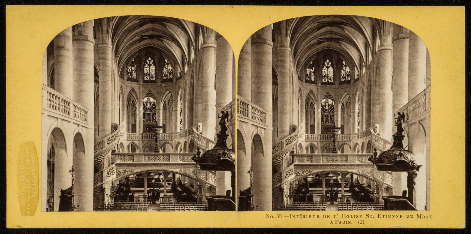 Intérieur de L'Eglise St. Etienne du Mont à Paris. (1)