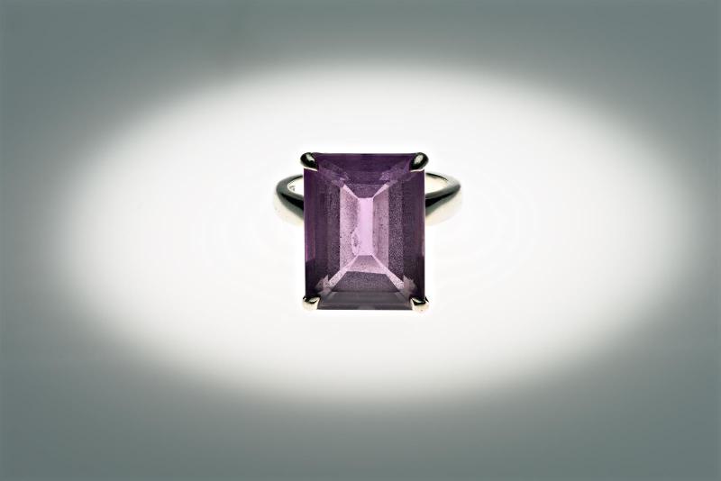 Sparklers Amethyst Cocktail Ring