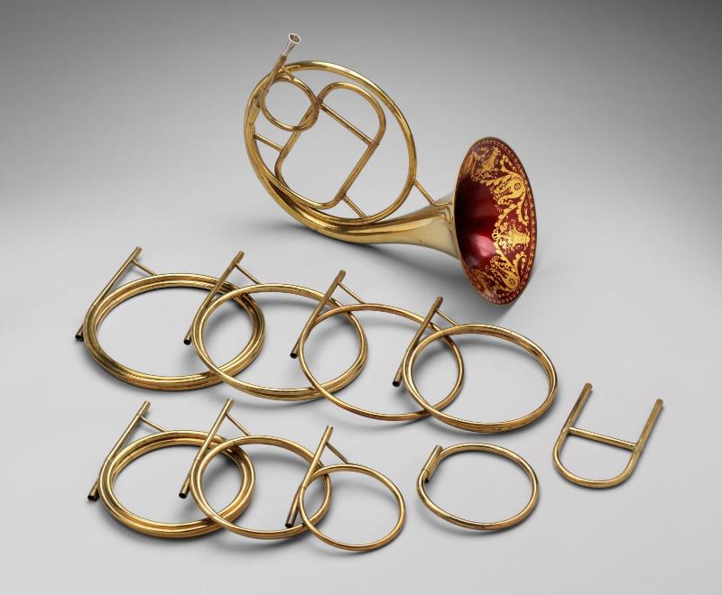 Orchestral horn