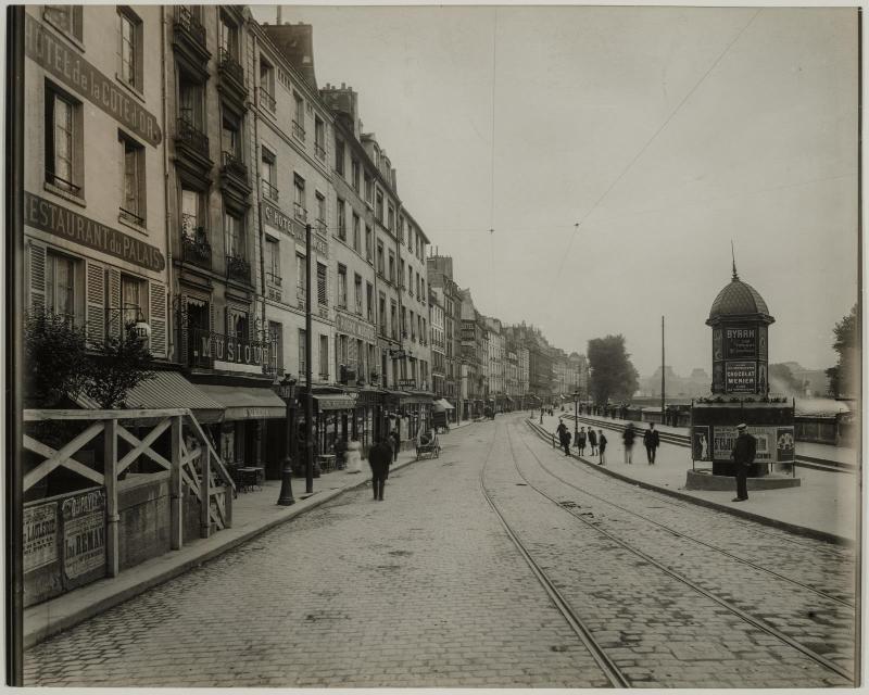 Paris Flood, Quai des Grands Augustins, six months later