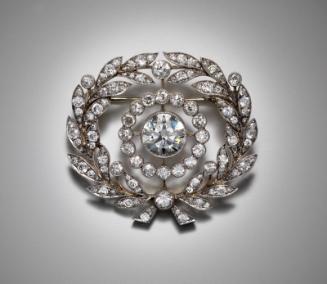 Platinum and diamond wreath brooch
