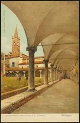 Cortile interno della Chiesa di S. Domenico  Bologna
