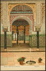 Alcazar - Patio de las Muñecas.  SEVILLA
