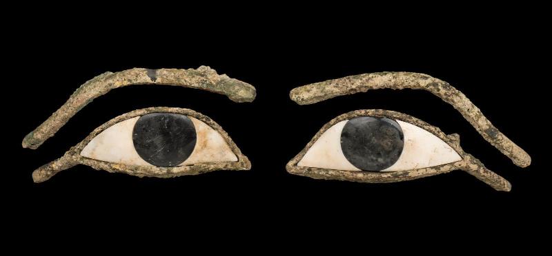 Inlay eyes from coffin
