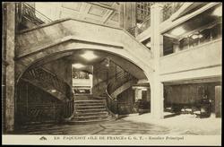 156  PAQUEBOT "ILE DE FRANCE " C.G.T. - Escalier Principal
