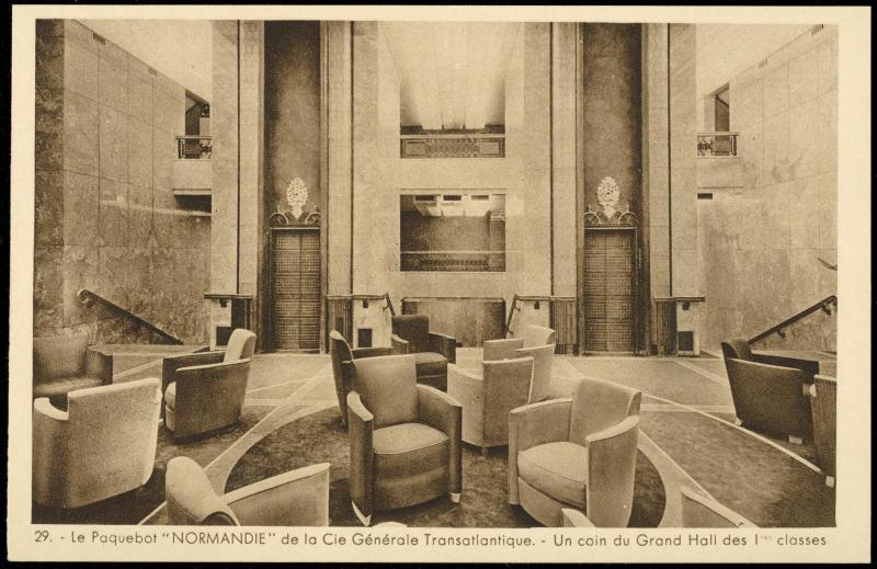 29. - Le Paquebot  "NORMANDIE." de la Cie Générale Transatlantique. - Un coin du Grand Hall des 1res classes
