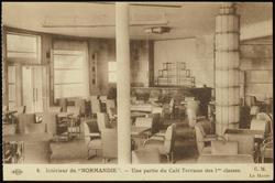 8. - Intérieur de "NORMANDIE".  - Une partie du Café Terrasse des 1res classes.
