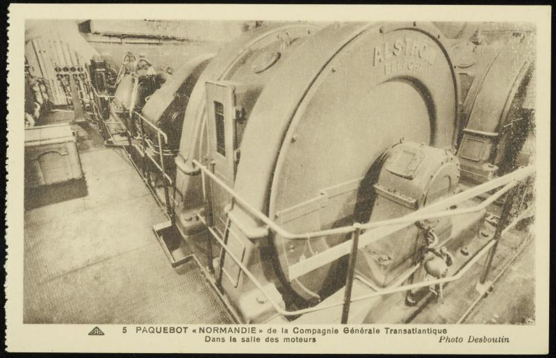 5  PAQUEBOT "NORMANDIE" de la Compagnie Générale Transatlantique 
Dans la salle des moteurs