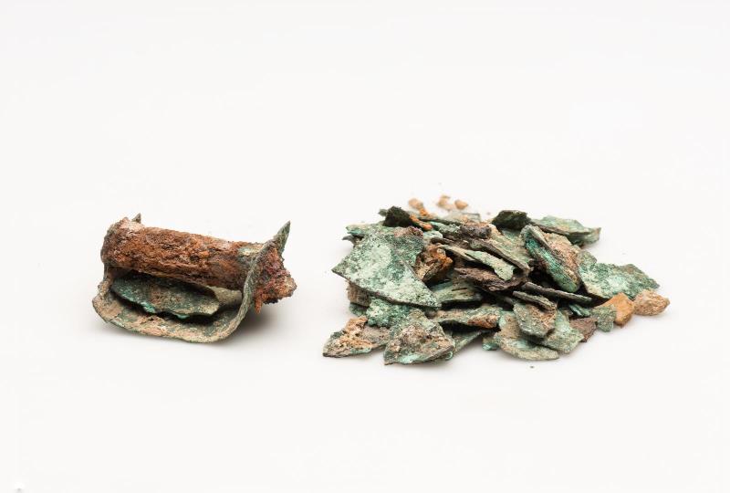 Wooden box fragments?