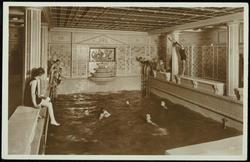 Turbinen-Schnelldampfer -Cap Arcona - Schwimmbad
