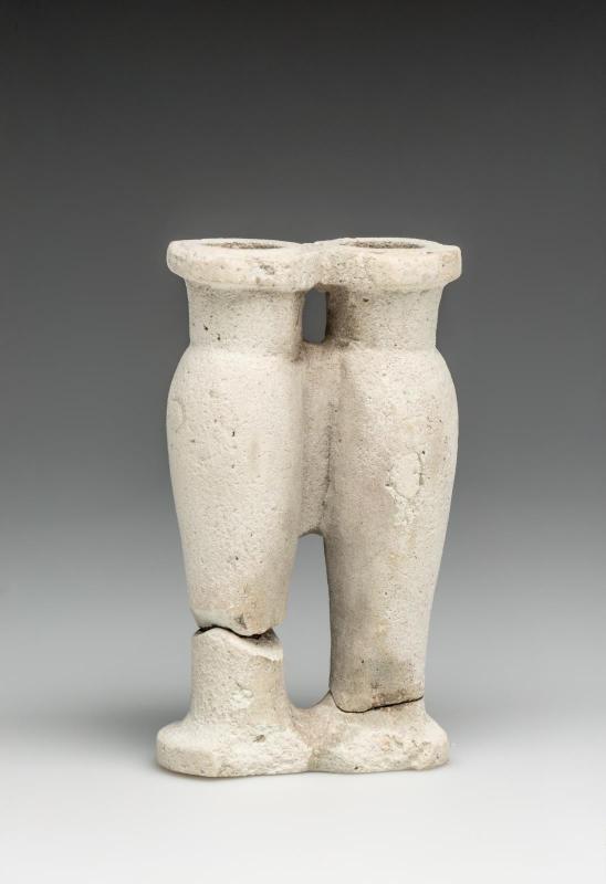 Two model kohl pots
