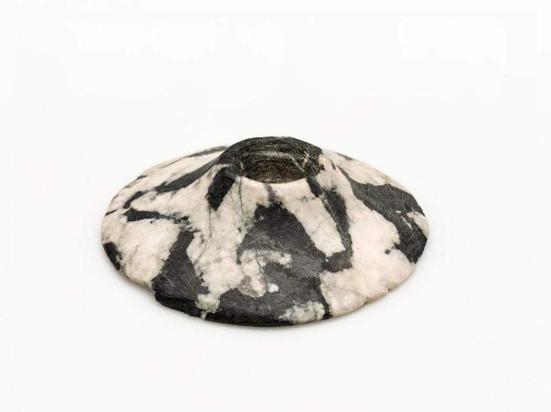 Piriform mace head