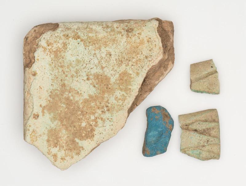 Plaque and tile fragments