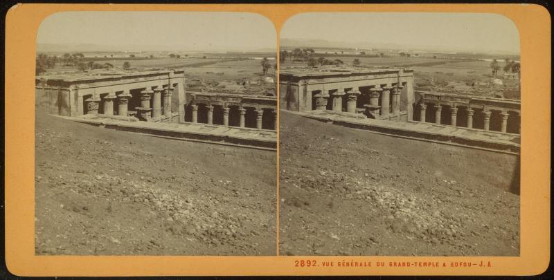 Vue générale du Grand-Temple à Edfou