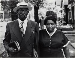 Husband and Wife, Sunday Morning, Detroit, Michigan  (21.002  GP02540)