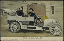Kaiser Wilhelm im Automobil
