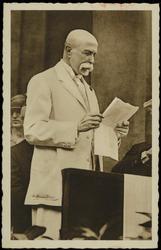T.G. MASARYK, prvni president Ceskoslovenské republiky. Pri sjezdu legionaru v Praze 1928.
