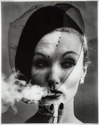 Smoke and Veil, Paris