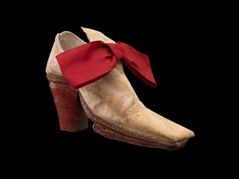 Man's shoe