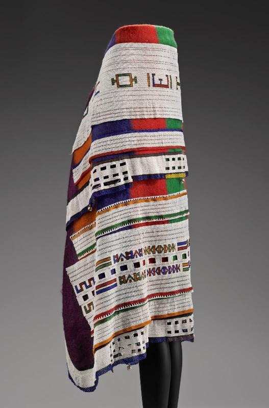 Ceremonial blanket (nguba)