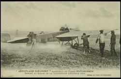 "AÉROPLANE NIEUPORT" CONSTRUIT EN TISSUS HUTCHINSON EXPOSÉ AU SALON DE LA LOCOMOTION AÉRIENNE 1911