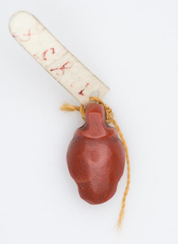 Heart (ib) amulet