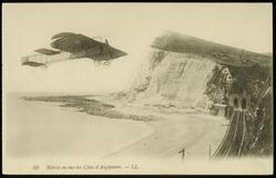 69  Blériot en vue des Côtes d'Angleterre. - LL.