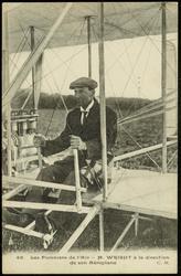 48  Les Pionniers de l'Air - M. WRIGHT à la direction de son Aéroplane.